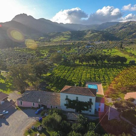 Barone Gr Macri Agriturismo Modi Gerace Exteriör bild