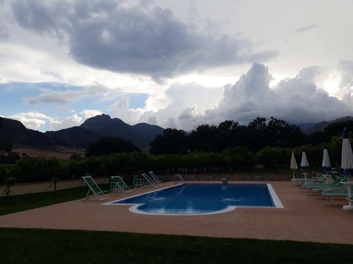 Barone Gr Macri Agriturismo Modi Gerace Exteriör bild